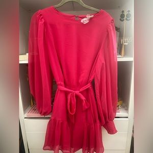 Flowy hot pink dress, Zipper in the back, sash to tie fresh lightweight material